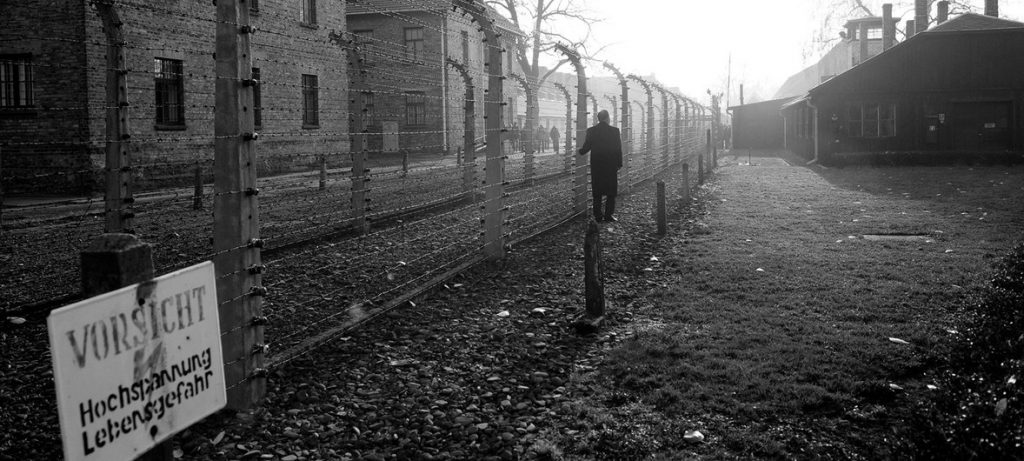 Auschwitz-Birkenau, um campo de concentração nazista na Polônia, onde mais de 1 milhão de judeus e membros de outras minorias morreram durante a Segunda Guerra Mundial. Foto: ONU/Evan Schneider