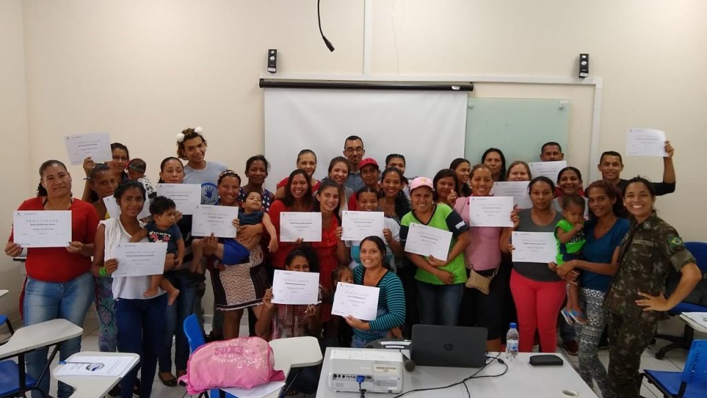 Treinamento realizado pela Accor com refugiados em Boa Vista (RR). Foto: Exército Brasileiro