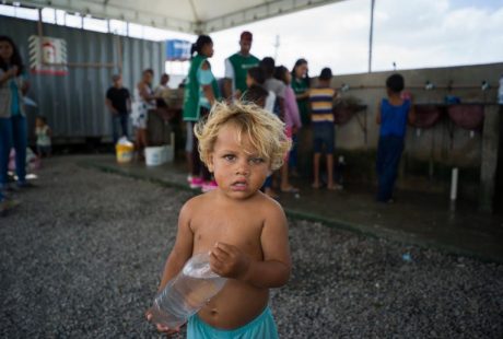 Apelo para arrecadar recursos visa proteger crianças e adolescentes mais vulneráveis. Foto: Hiller/UNICEF