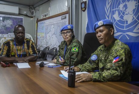 Um dia na vida da comandante Carla Monteiro, defensora militar de igualdade de gênero – Foto Hervé Serefio - MINUSCA