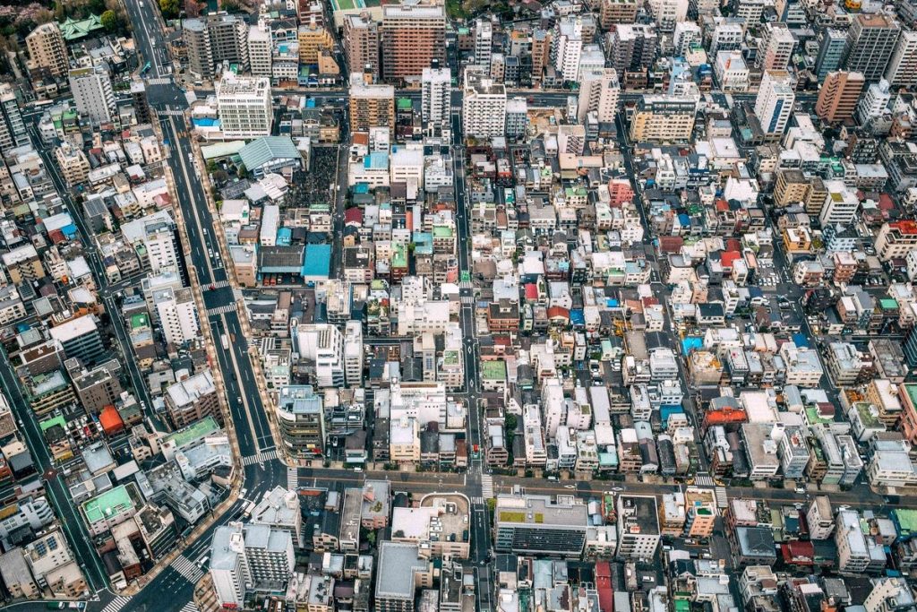 Publicação de OMS e ONU-Habitat coloca a saúde no centro das decisões de planejamento urbano. Foto: UNsplash