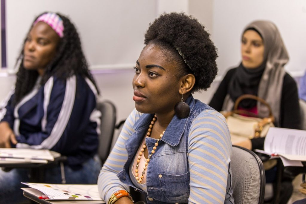 Pessoas refugiadas no Brasil já contam com esforços adicionais do ACNUR e de seus parceiros para garantir os mecanismos de acesso e de permanência de estudantes nas universidades brasileiras. Foto: ACNUR/Fellipe Abreu