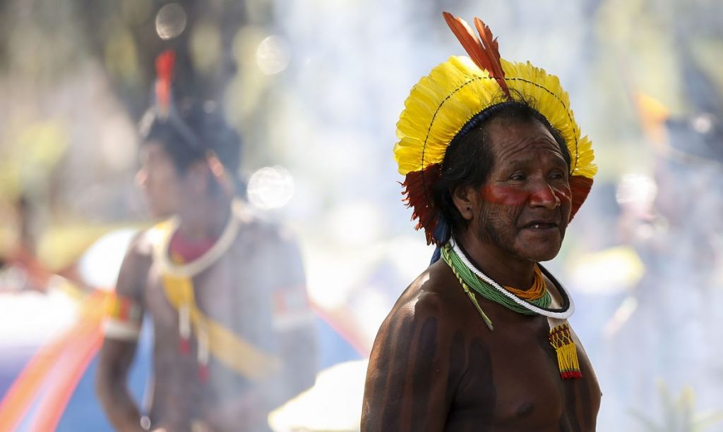 Nas Américas, mais de 70 mil indígenas foram infectados pela COVID-19, sendo 23 mil integrantes de 190 povos da Bacia do Amazonas. Foto: Agência Brasil/Marcelo Camargo