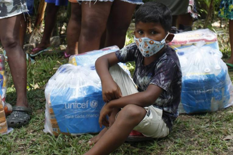 Brasileiros que vivem em domicílios com crianças e adolescentes foram os mais impactados pela redução da renda, pela insegurança alimentar e pela fome. Foto: UNICEF/Elias Costa