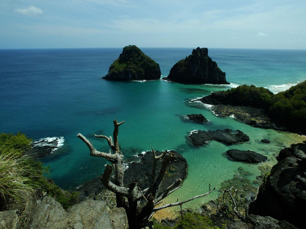 Fernando de Noronha será uma das áreas afetadas pelo leilão da ANP; a área concentra grande biodiversidade