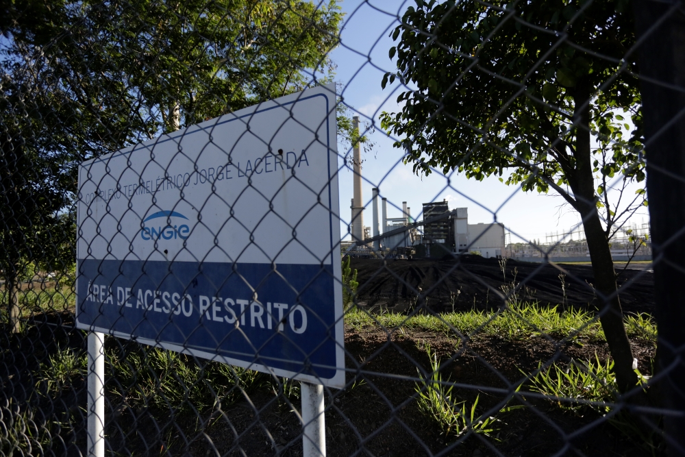 Entrada da Usina Termelétrica Jorge Lacerda