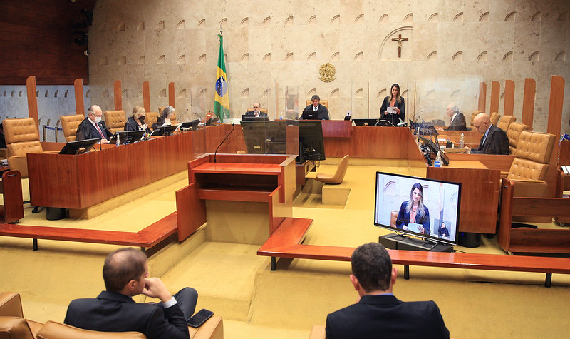 Sessão Plenária do STF reúne magistrados em sala