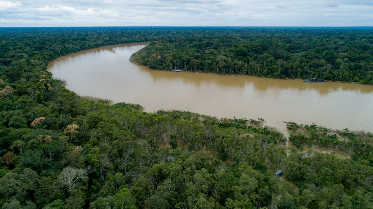 1 de junho - O indigenista Bruno Pereira e o jornalista Dom Phillips se encontraram na cidade de Atalaia do Norte (AM), na TI Vale do Javari. O objetivo da viagem era fazer reuniões em cinco aldeias para falar sobre a proteção do território indígena