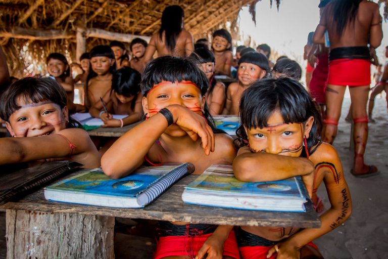 Direitos Humanos e minorias - índios - educação indígena - crianças indígenas - Programa Ser Cidadão Indígena, na aldeia Halataikwa