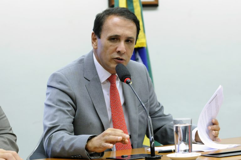 Reunião ordinária. Dep. Carlos Henrique Gaguim (DEM-TO)