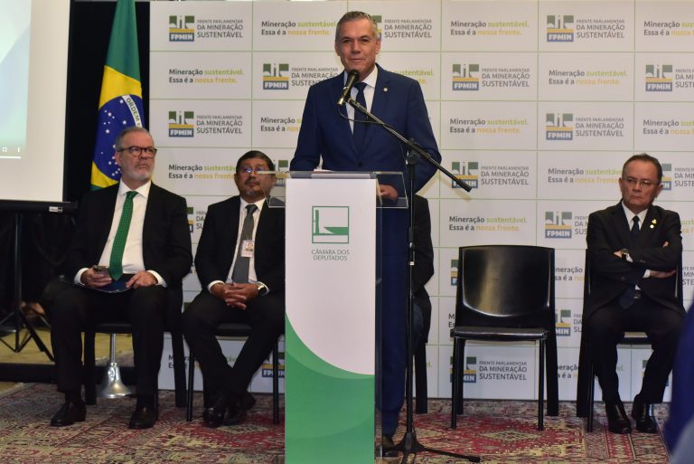 Lançamento da Frente Parlamentar da Mineração Sustentável. Dep. Zé Silva (SOLIDARIEDADE - MG)