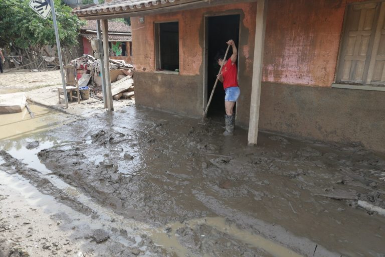 Distrito de Nova Alegria Itamaraju BA - Bahia - chuva - verão - desastre - temporal - enchente - deslizamento - casa - meio ambiente - desastre ambiental - vítimas