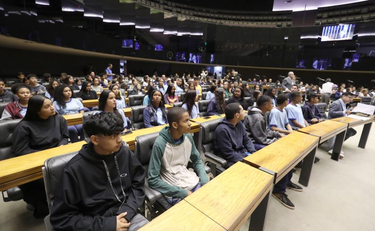 Homenagem aos 33 Anos do Estatuto da Criança e do Adolescente