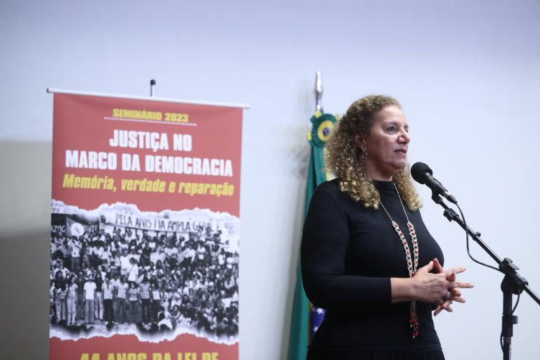 Seminário “44 Anos da Lei da Anistia: Justiça no Marco da Democracia”. Dep. Jandira Feghali(PCdoB - RJ)