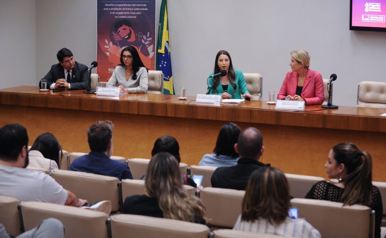 Seminário “Desafios e experiências de ampliação da licença-paternidade”