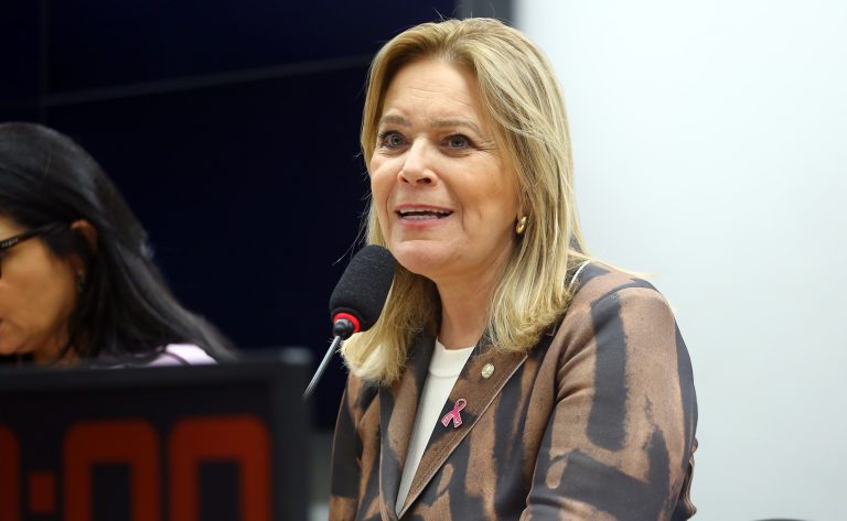 Audiência Pública - Aumento da participação da mulher nos cargos de gestão na Polícia Federal. Dep. Lêda Borges (PSDB-GO).