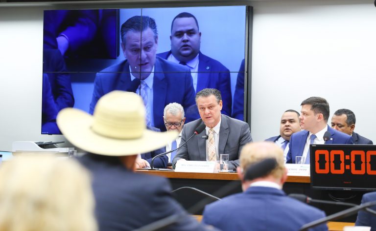 Reunião de comparecimento de Ministro. Ministro da Agricultura, Pecuária e Abastecimento, Carlos Fávaro. Dep. Tião Medeiros (PP-PR)