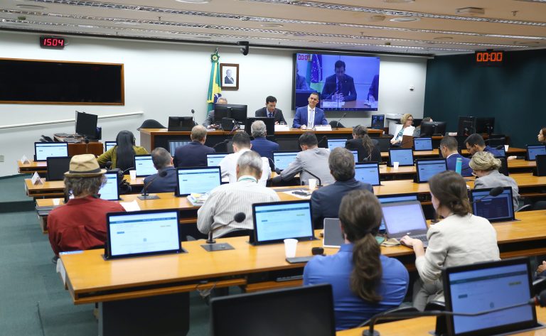 Audiência Pública - O estado atual do conhecimento sobre os efeitos das mudanças climáticas sobre o Planeta Terra e sobre o território brasileiro