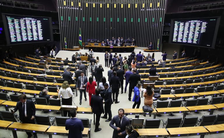 Discussão e votação de propostas. Presidente da Câmara dos Deputados, Arthur Lira