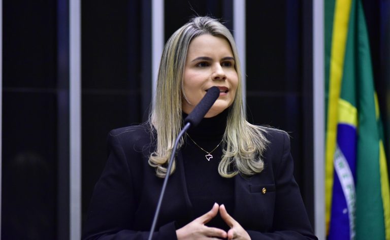 Discussão e votação de propostas. Dep. Clarissa Tércio (PP-PE)