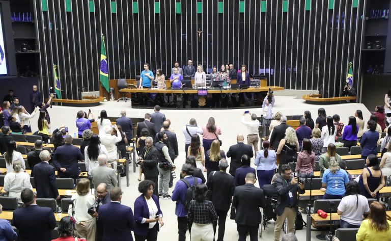 Homenagem ao Dia Mundial de Conscientização do Autismo