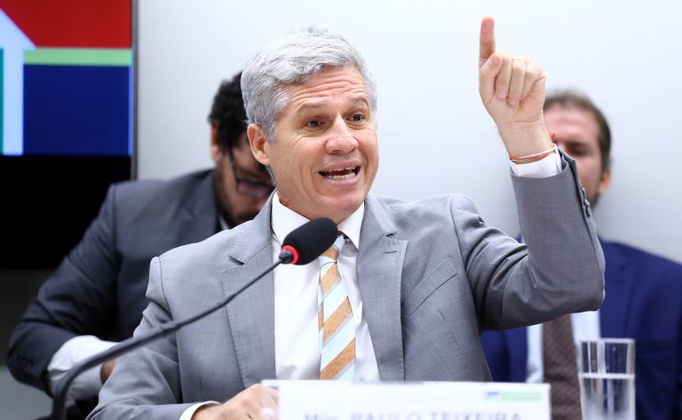 Apresentação dos planos e programas do Ministério do Desenvolvimento Agrário e Agricultura Família e das diretrizes de sua pasta para o ano de 2024. Ministro do Desenvolvimento Agrário e Agricultura Familiar, Ministro Paulo Teixeira