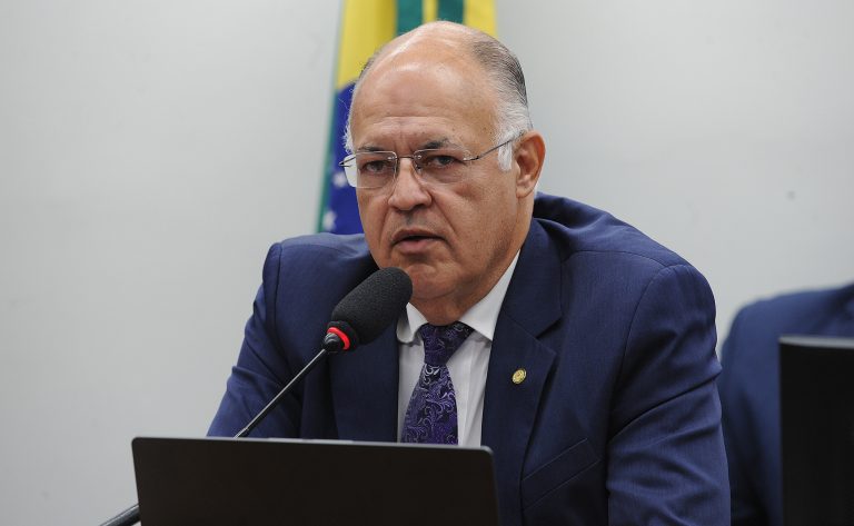 Audiência Pública - PLP 42/2023 Aposentadoria Especial do Regime Geral de Previdência Social. Dep. Pastor Eurico (PL-PE)