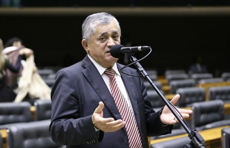 Discussão e Votação de Propostas Legislativas. Dep. José Guimarães (PT - CE)