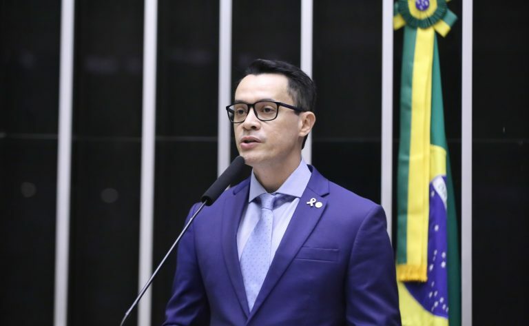 Homenagem ao Dia Mundial de Conscientização do Autismo. Dep. Zé Haroldo Cathedral (PSD - RR)
