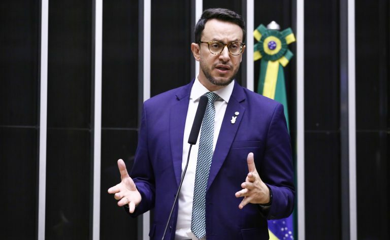Homenagem ao Abril Laranja - Prevenção contra Maus-tratos aos Animais. Dep. Delegado Matheus Laiola (UNIÃO - PR)