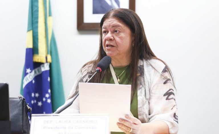 Audiência Pública - Ações da Secretaria Nacional de Esporte Amador, Educação, Lazer e Inclusão Social do Ministério do Esporte. Dep. Laura Carneiro (PSD - RJ)