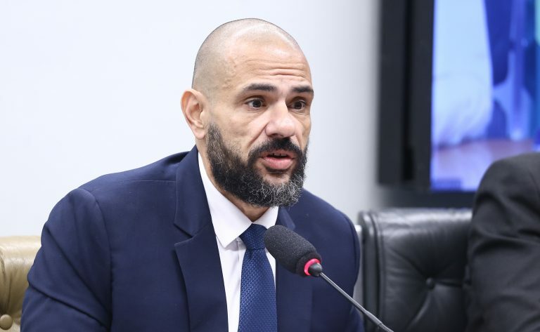 Audiência pública - Debate sobre a utilização de menores pelas facções criminosas e as fragilidades das políticas públicas socioeducativas. Dep. Sargento Portugal (PODE - RJ)