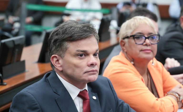 Audiência Pública - Esclarecimentos sobre organização, gestão e gastos públicos da COP 30. Dep. Dimas Gadelha (PT - RJ)