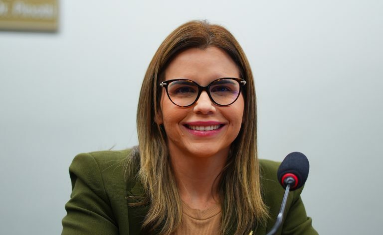 Audiência Pública – Debate e esclarecimento sobre o défict da PREVI. Dep. Clarissa Tércio (PP - PE)