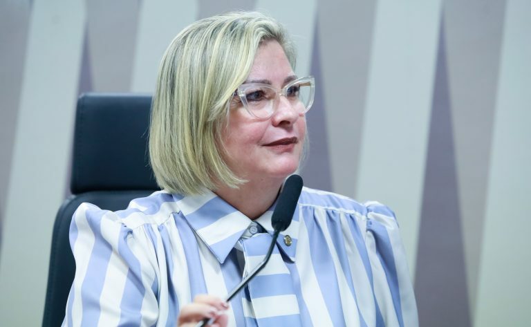 Audiência Pública - Apresentar a cartilha “10 Ações de políticas públicas para saúde mental de meninas e mulheres”. Dep. Ana Paula Leão (PP - MG)