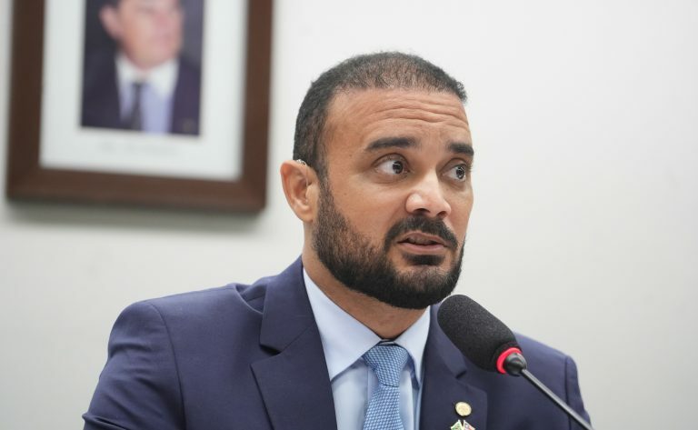 Audiência Pública - Separação de presos por facções criminosas e o impacto do controle exercido por essas organizações no sistema prisional brasileiro. Dep. Capitão Alden (PL-BA).