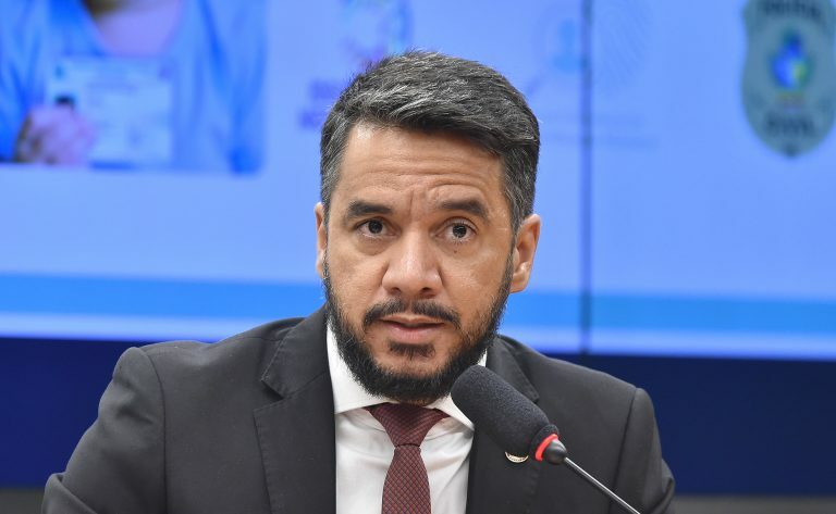 Delegado da Polícia Civil do Estado de Goiás, Webert Leonardo Lopes dos Santos