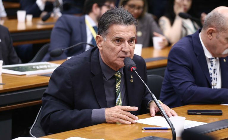 Deputado Coronel Meira (PL-PE) fala em comissão da Câmara dos Deputados