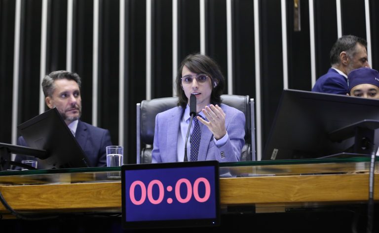 Deputado Amom Mandel (Cidadania-AM) fala no Plenário da Câmara dos Deputados