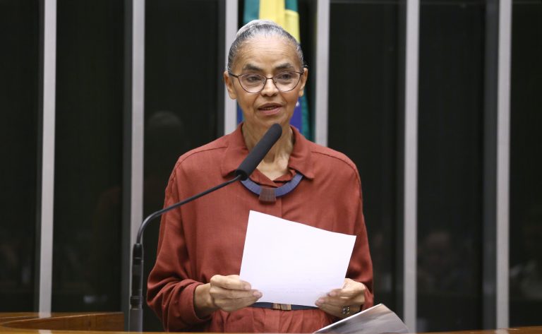 Homenagem à 22ª edição do Acampamento Terra Livre. Dep. Marina Silva (REDE - SP)