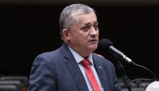 Discussão e votação de propostas legislativas. Dep. José Guimarães (PT - CE)